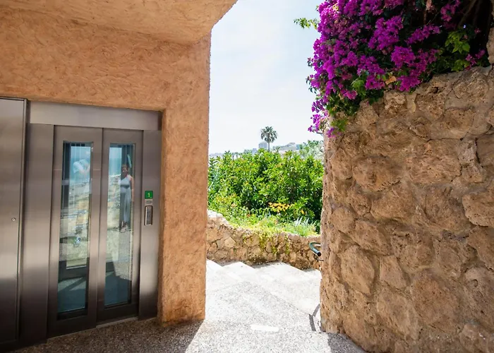 Apartamento Cubo's Estudio Castillo De Santa Clara